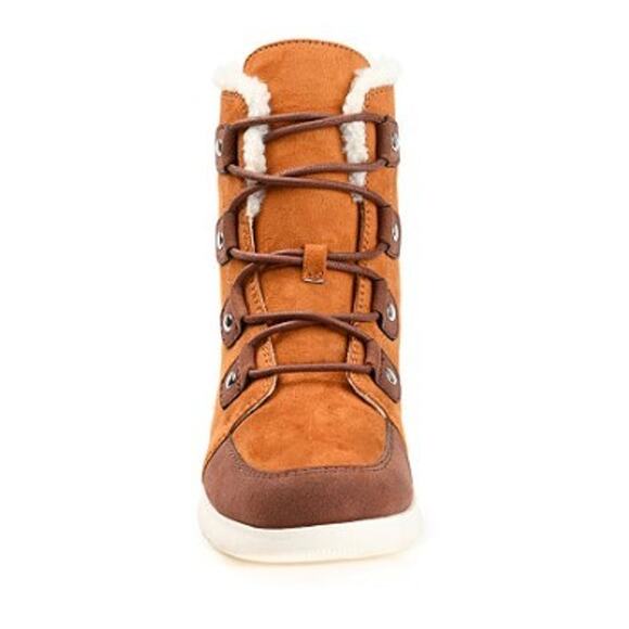 Journee Collection Women's Laynee Cold Weather Boots Camel Size 9 - Picture 2 of 2
